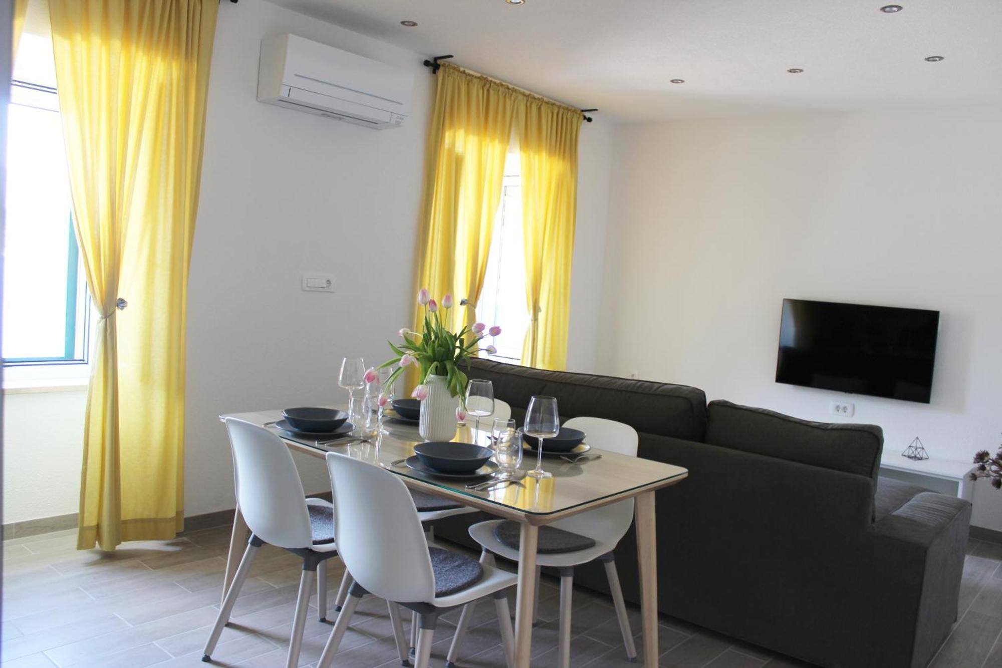The View Apartment Pucisca Ruang foto
